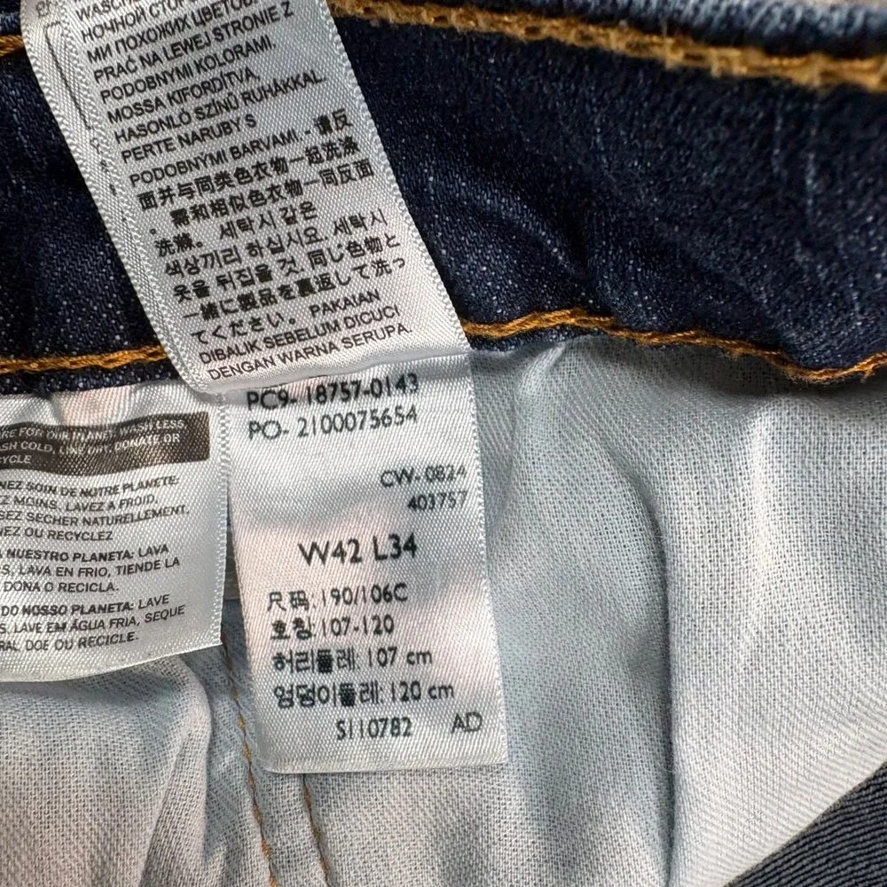 Levi's 541 Athletic Taper Jeans Men 42x34 Dark Wash Blue Denim Pants